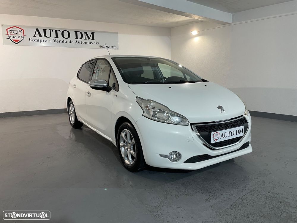 Peugeot 208 82 PureTech Style - 2