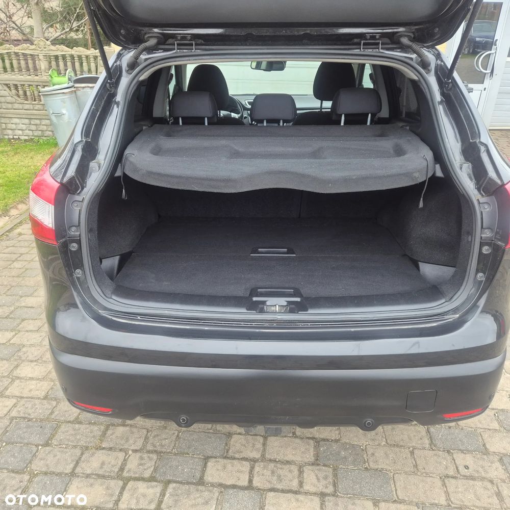 Nissan Qashqai 1.6 dCi 4 x 4 DPF Start/Stop tekna - 15