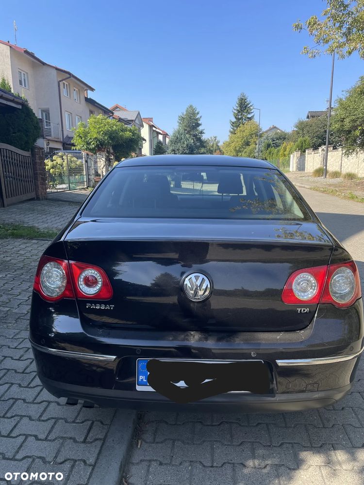 Volkswagen Passat 1.9 TDI Comfortline - 7
