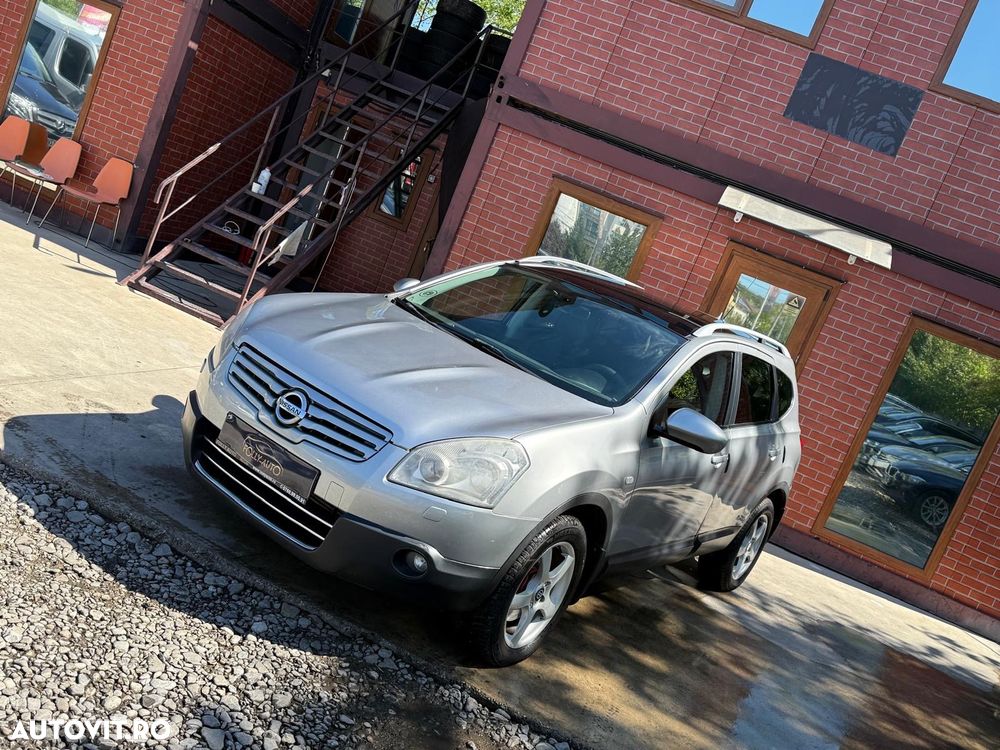 Nissan Qashqai+2 - 24