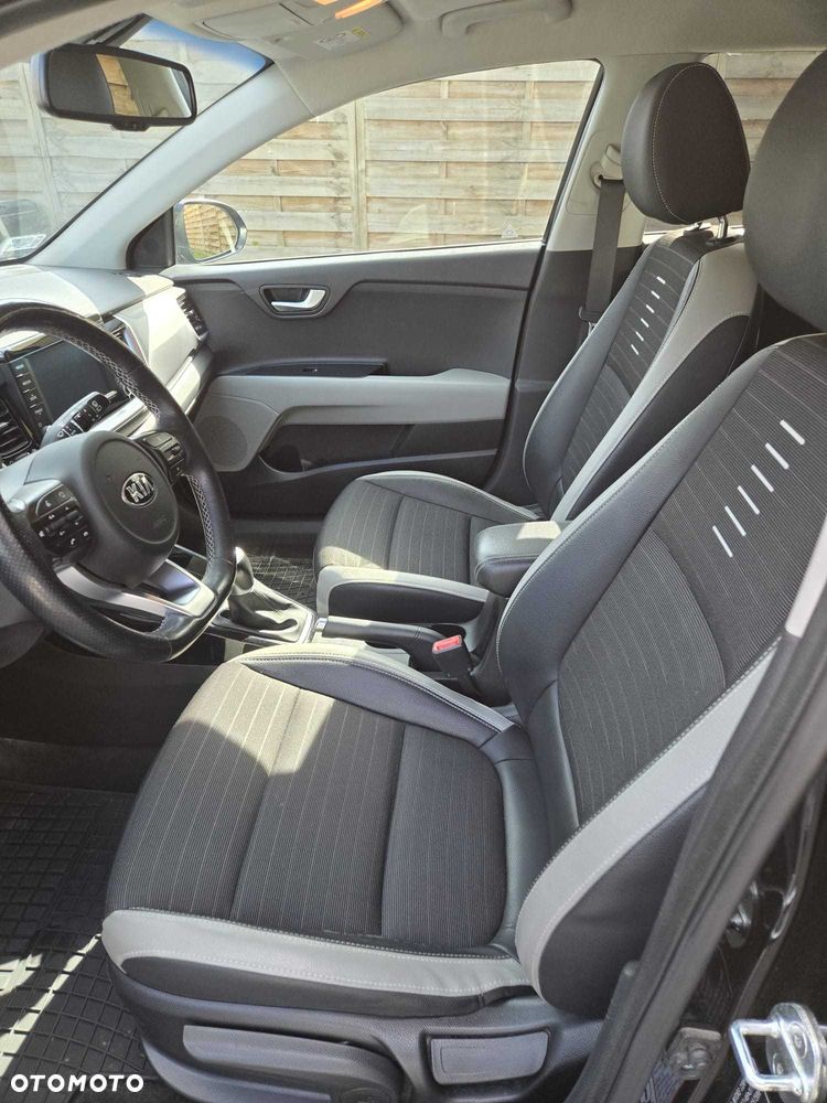 Kia Stonic - 5