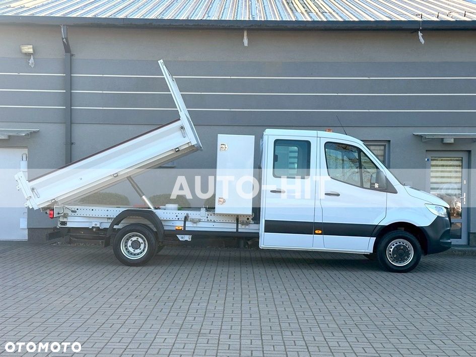 Mercedes-Benz Sprinter - 12