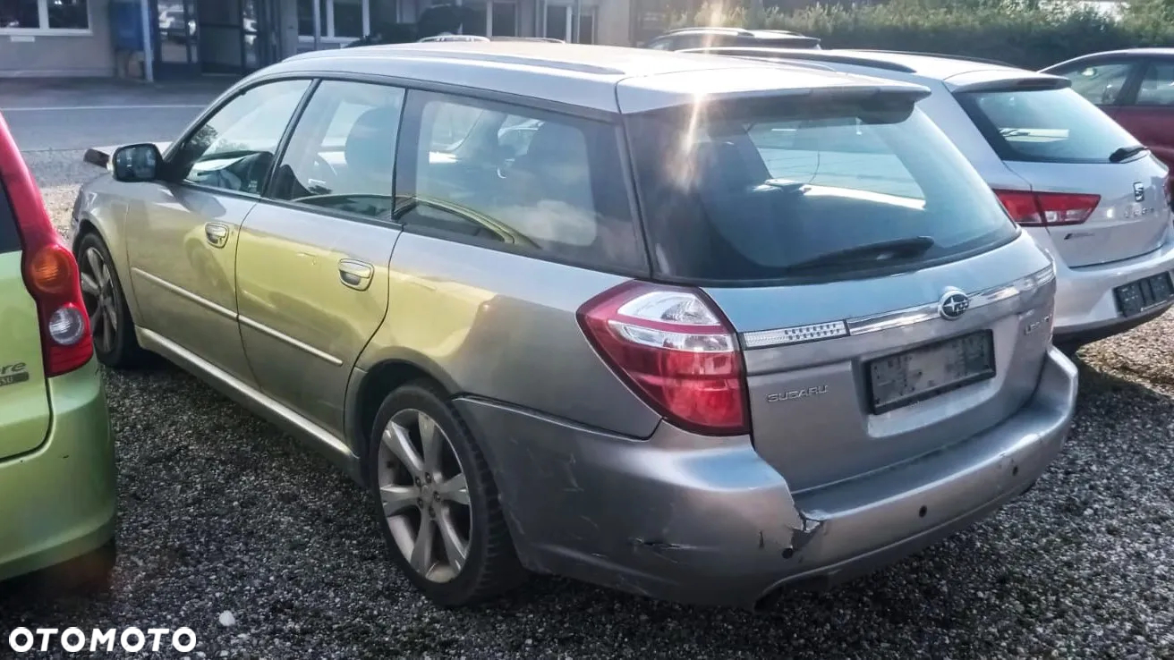 Subaru Legacy - 6