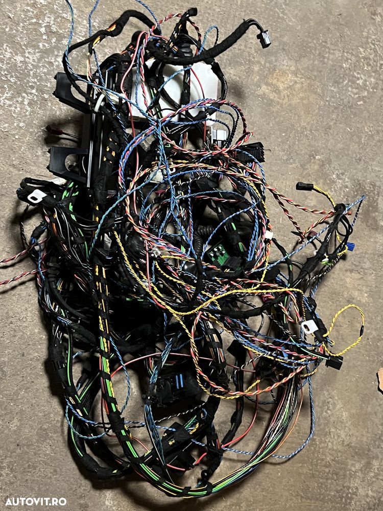 Instalatie electrica sistem audio logic7 harman kardon bmw e90 e91 e92 - 2