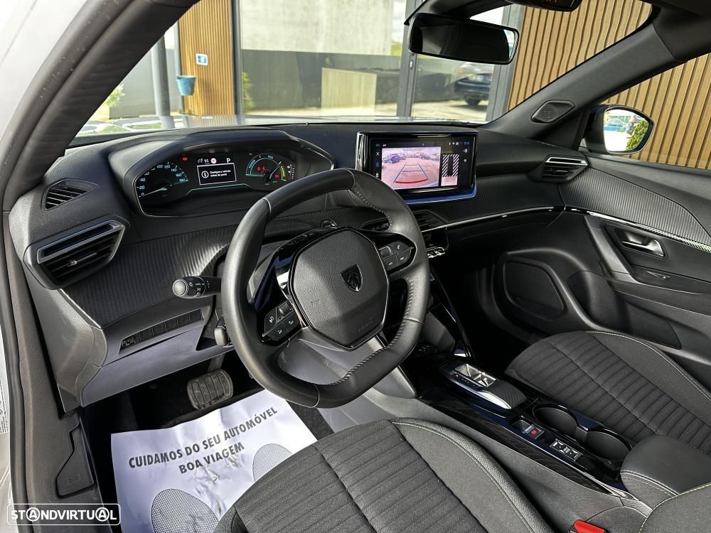 Peugeot e-2008 54 kWh Style - 17