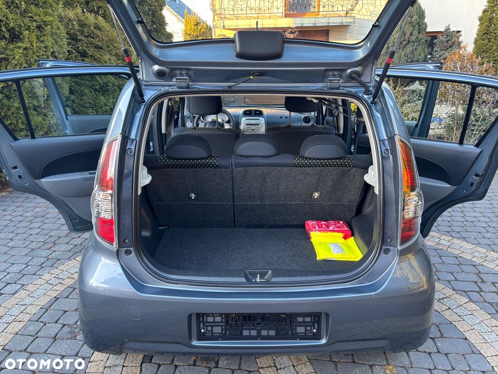 Daihatsu Sirion 1.3 - 7