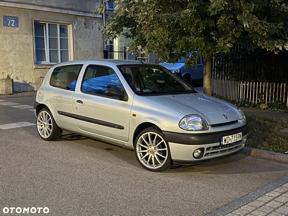Renault Clio 1.4i RT - 1