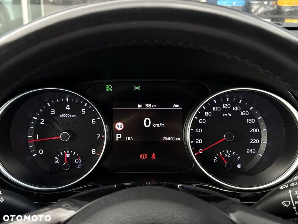 Kia XCeed - 20