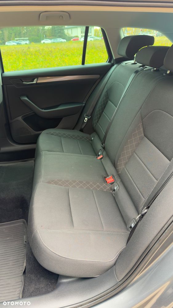 Skoda Superb 1.5 TSI Ambition DSG - 11