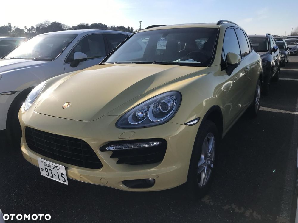 Porsche Cayenne Turbo - 22