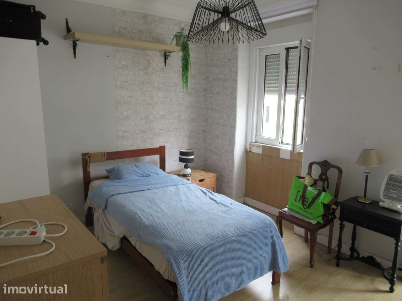 Quarto em Moscavide perto de transportes. - Grande imagem: 2/9