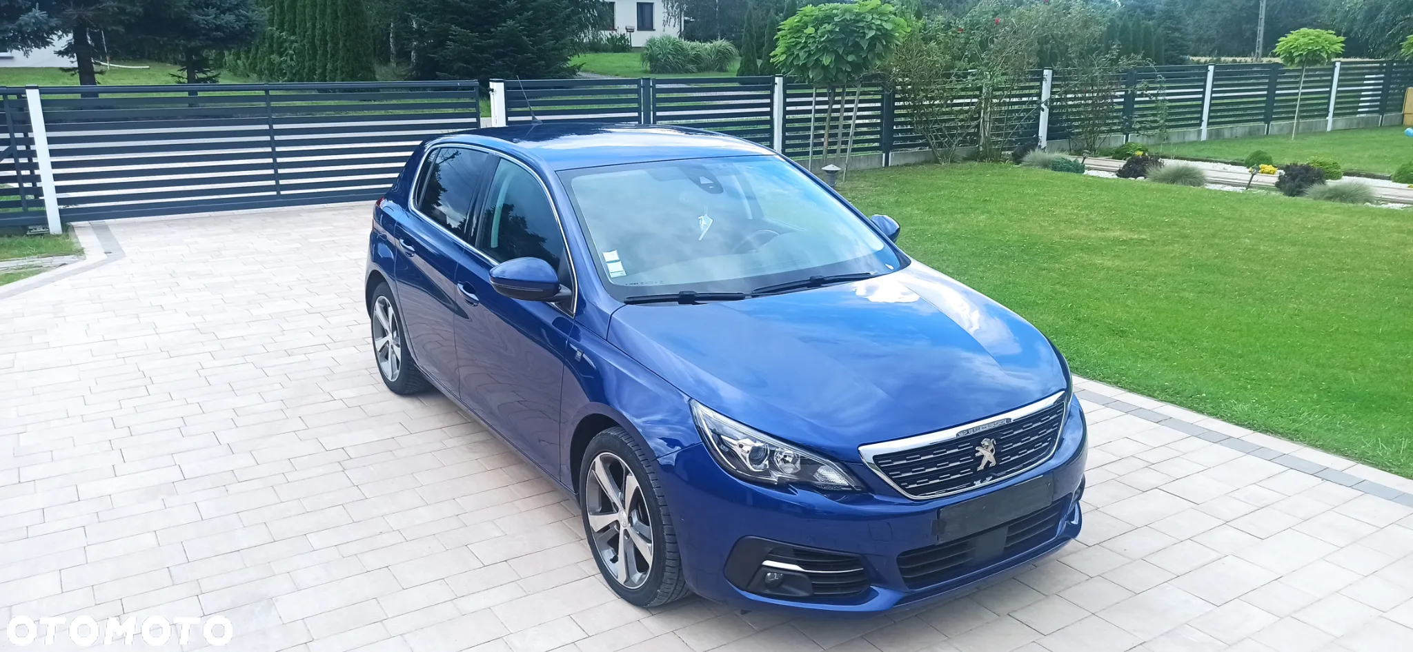 Peugeot 308 BlueHDi 130 EAT8 GT - 27