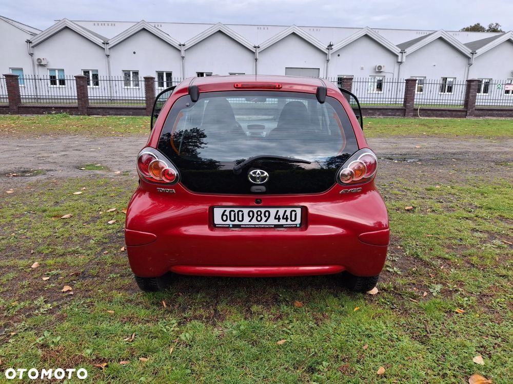 Toyota Aygo Standard - 12