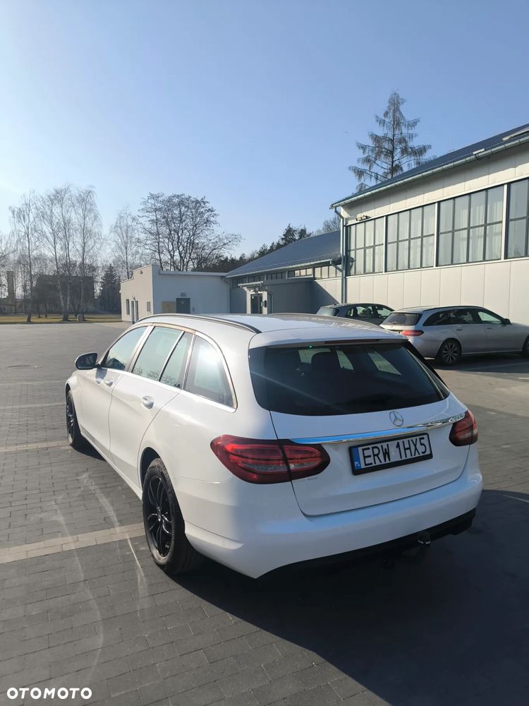 Mercedes-Benz Klasa C 180 T Avantgarde - 6