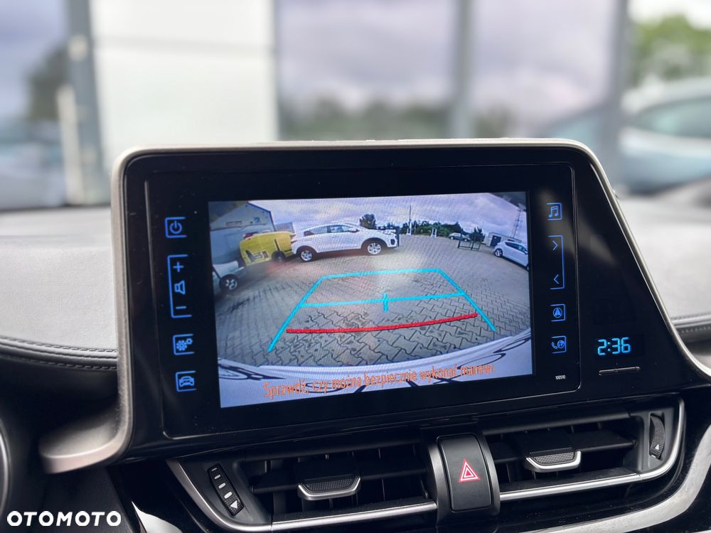 Toyota C-HR Business-Edition - 25