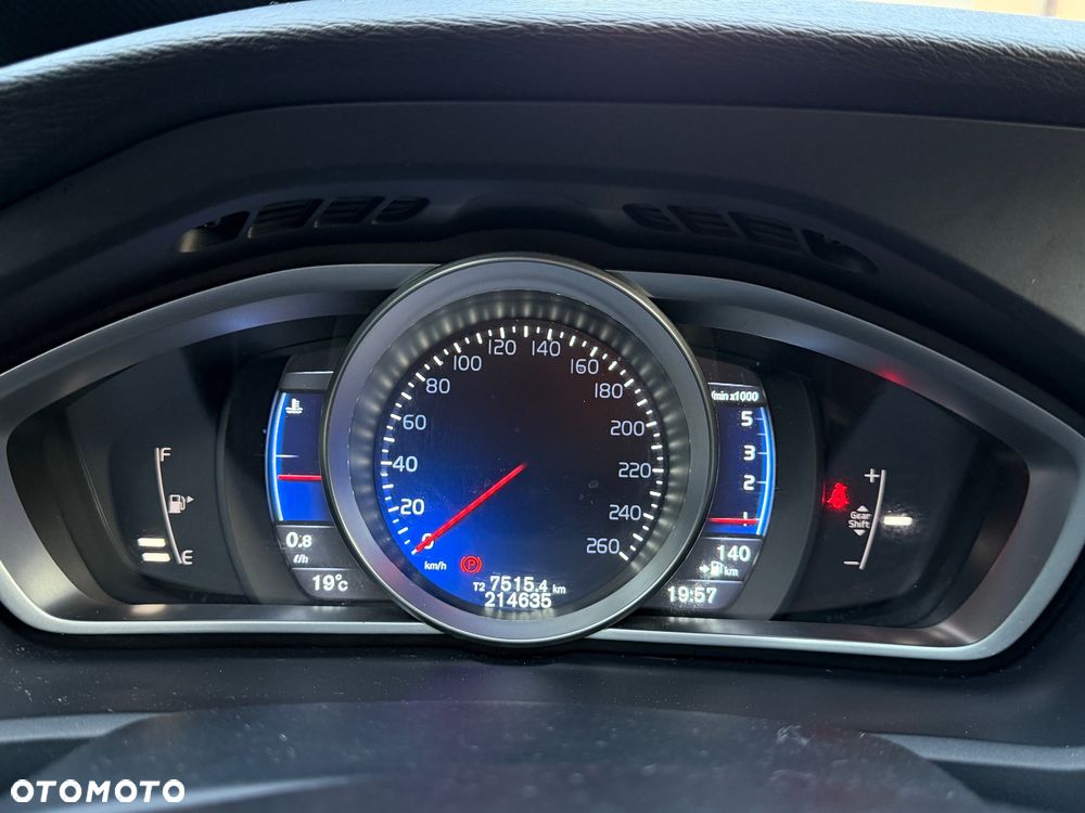 Volvo V40 D3 RDesign - 21