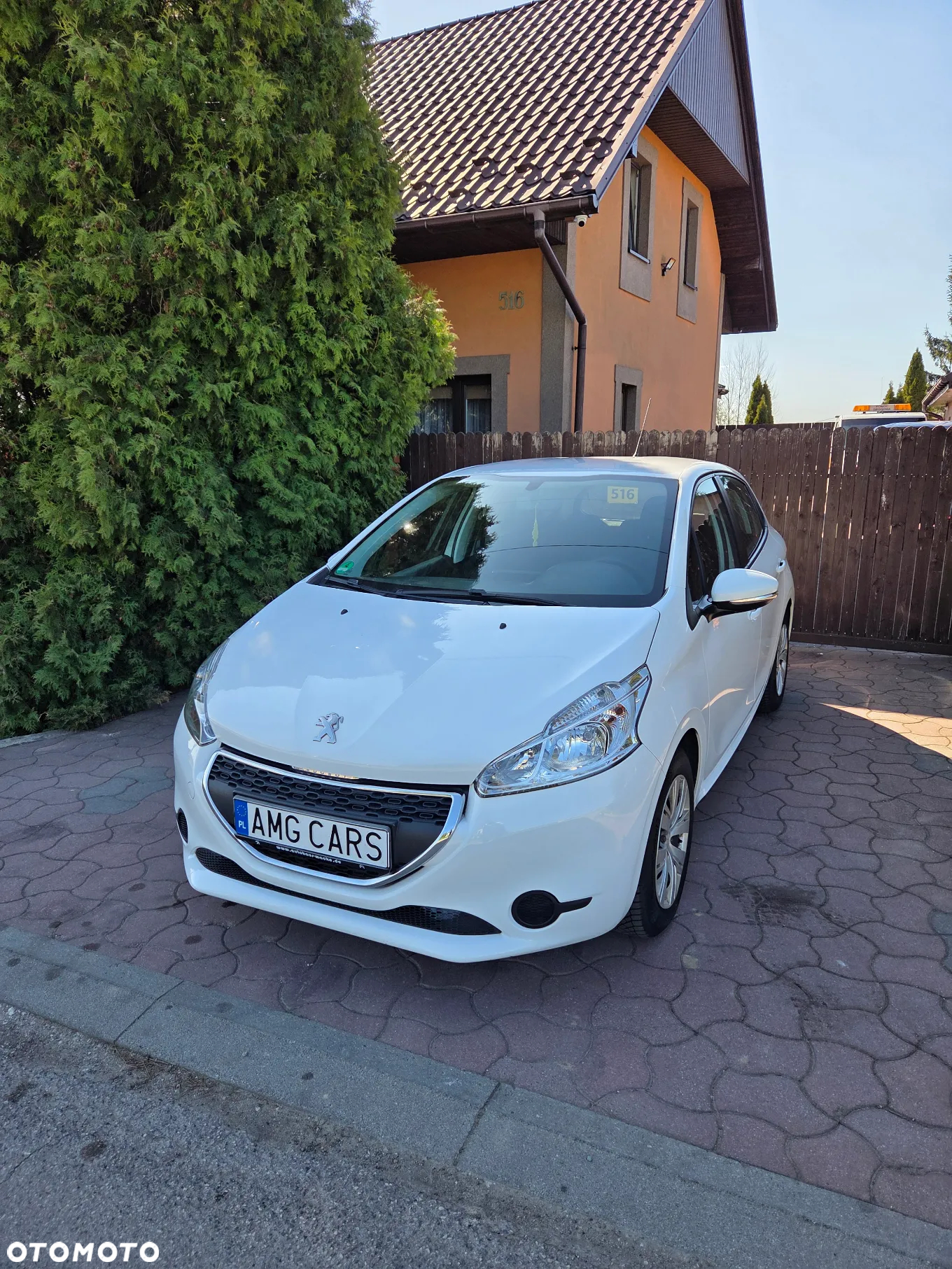 Peugeot 208 - 9