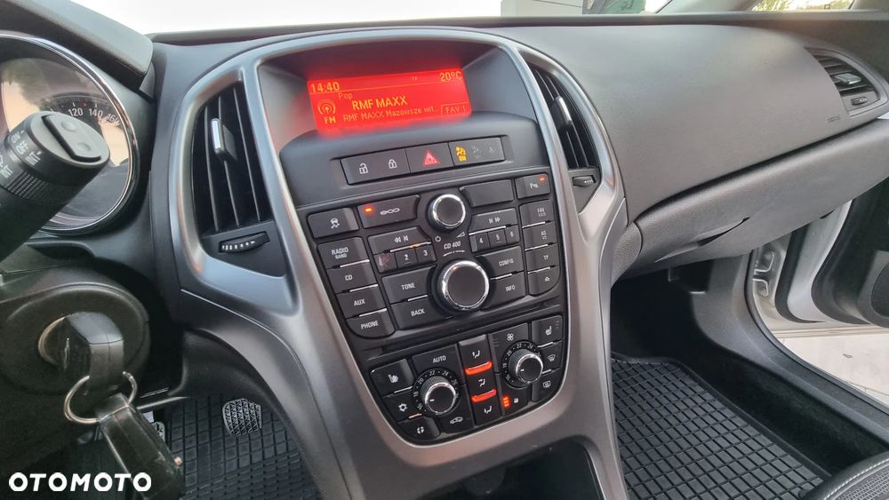 Opel Astra 1.4 T Cosmo - 24