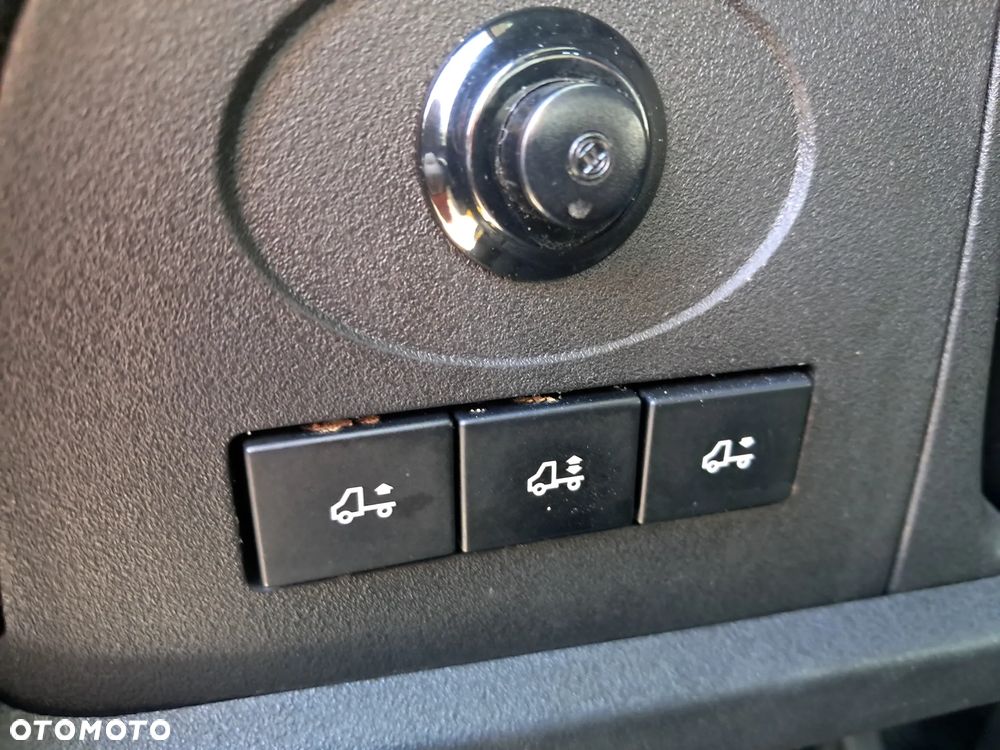 Iveco Daily 70C18 TEVOR POMOC DROGOWA - 32