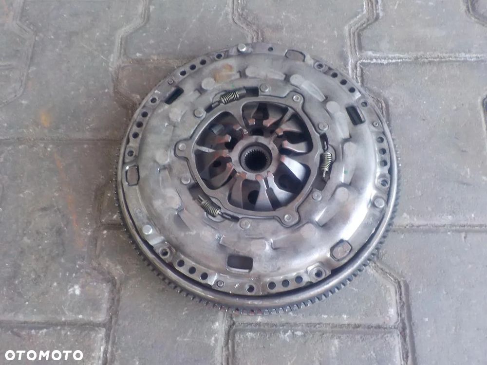 VW T5 1.9 2.0 TDI KOŁO DWUMASOWE SPRZĘGŁO ŁADNE - 2