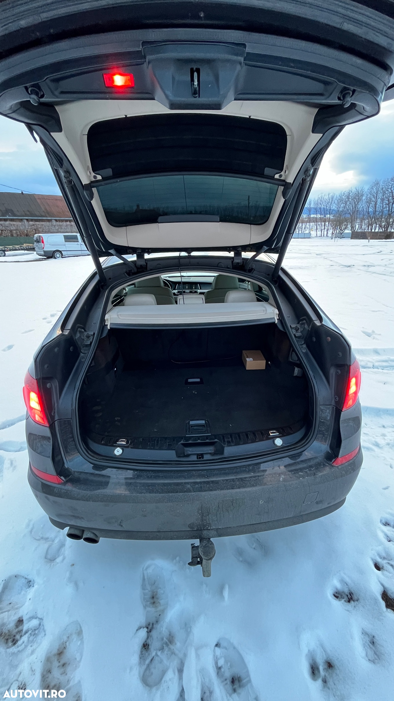 BMW Seria 5 530d xDrive Gran Turismo - 4