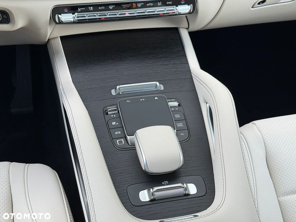 Mercedes-Benz GLE - 15