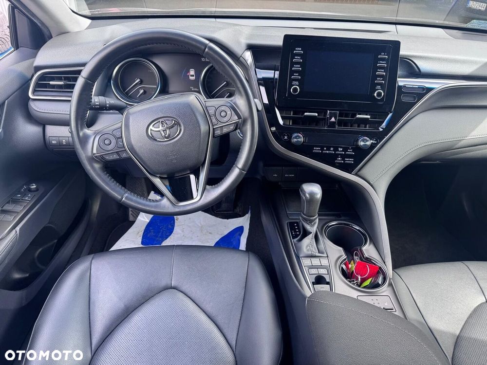 Toyota Camry 2.5 Hybrid Comfort CVT - 9