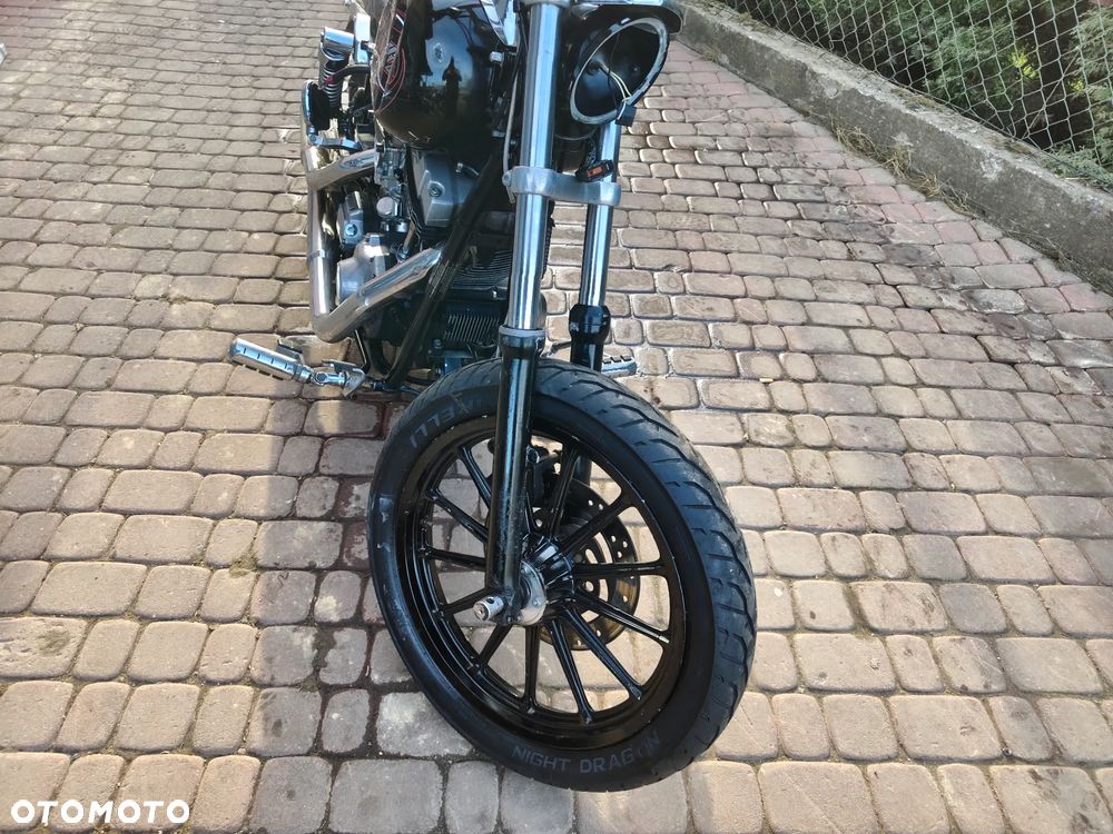 Harley-Davidson Dyna Super Glide - 4