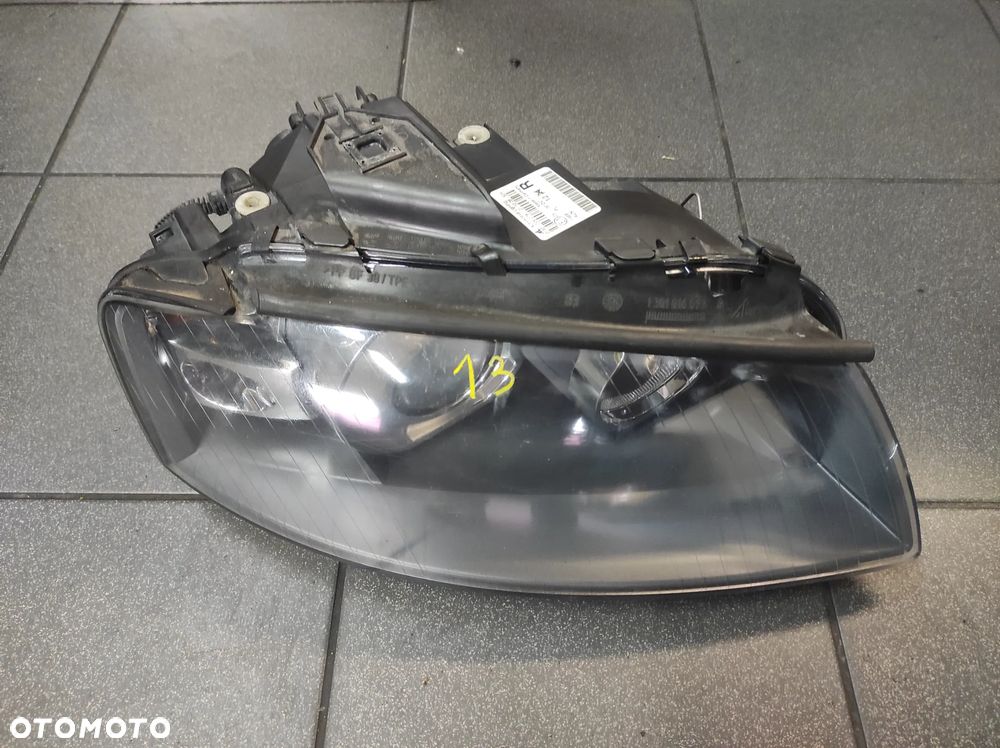 AUDI A3 8P 03-08R LAMPA PRAWA PRZEDNIA PRAWY PRZÓD XENON EUROPA 8P0 WYSYŁKA !!!!! - 2