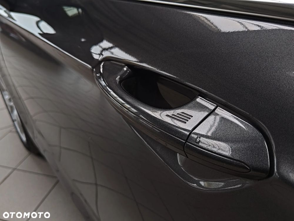 Ford Mondeo 2.0 EcoBoost Titanium - 29