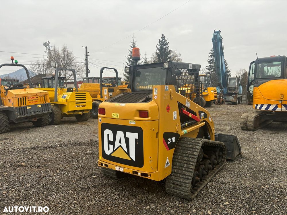 Caterpillar 247B - 7