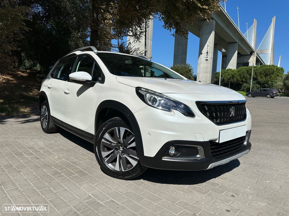 Peugeot 2008 PureTech 110 Stop&Start EAT6 Allure - 4