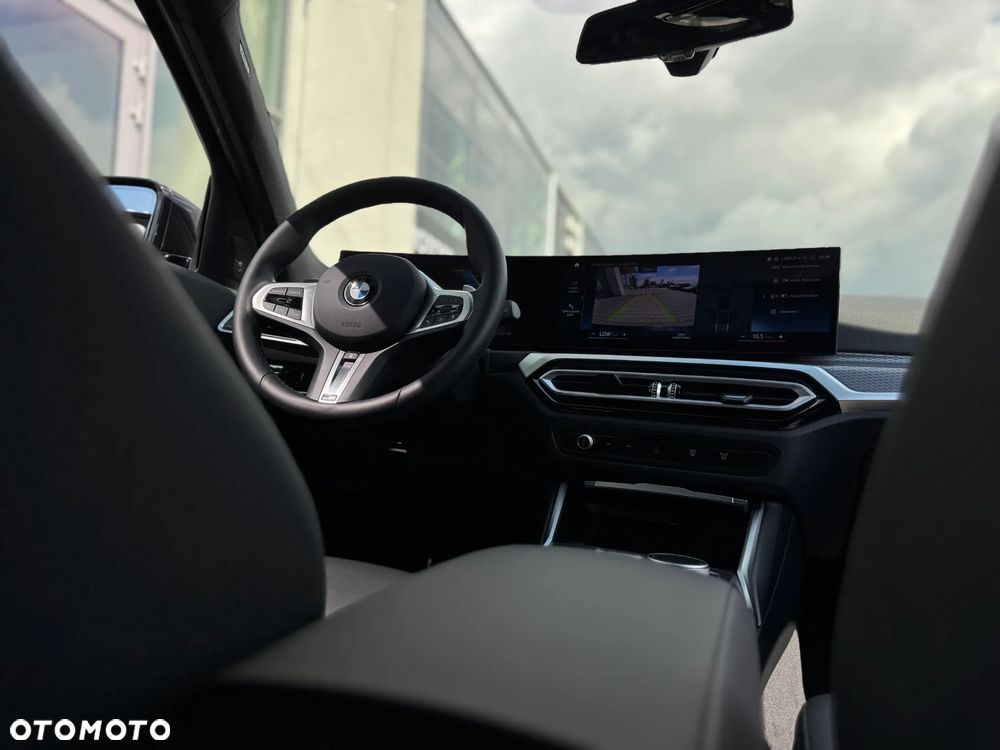 BMW Seria 3 ver-320d-touring-xdrive-m-sport - 16