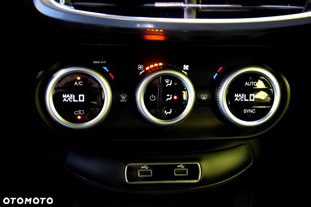 Fiat 500X 1.5 T4 Hybrid Sport DCT - 22