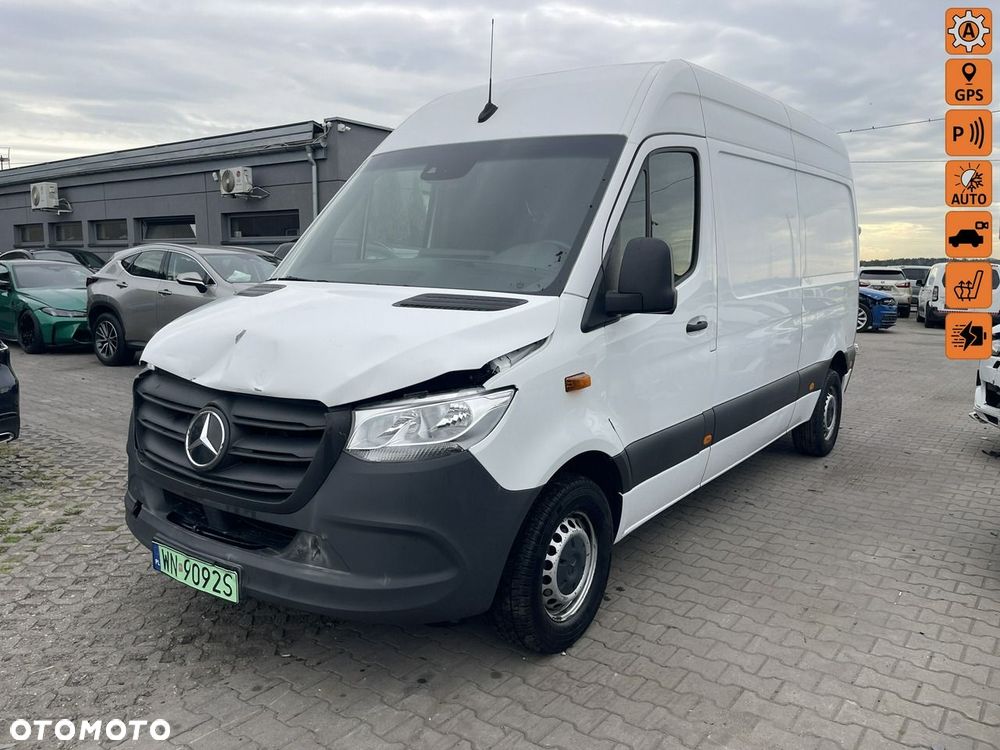 Mercedes-Benz Sprinter - 1