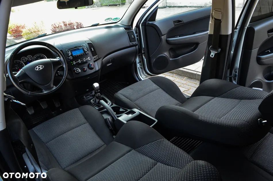 Hyundai i30 1.4 Edition Plus - 37
