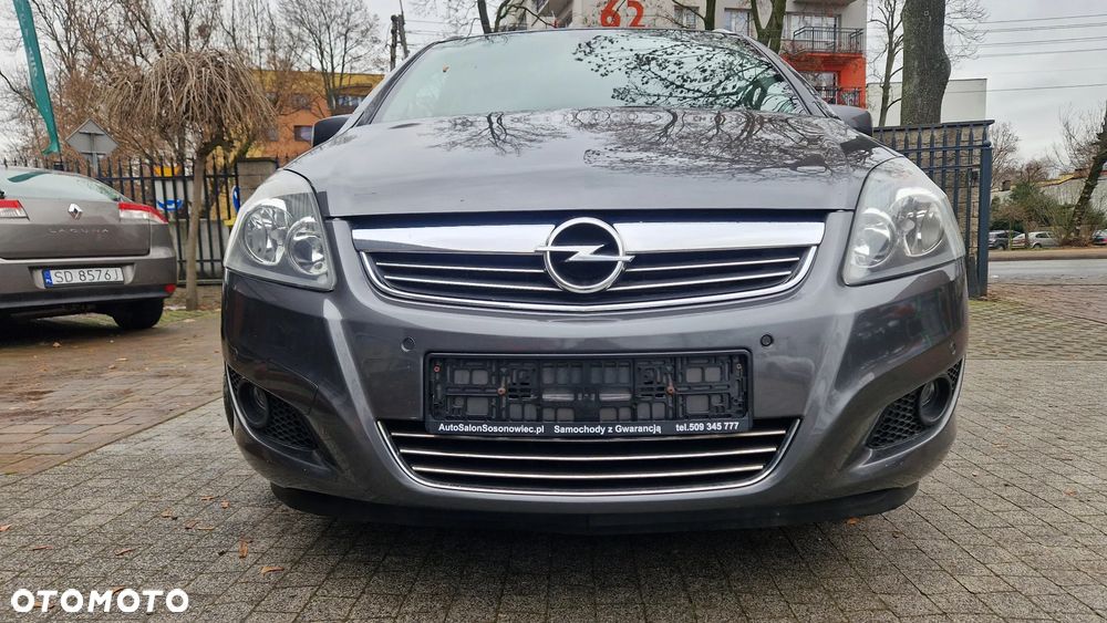 Opel Zafira - 10