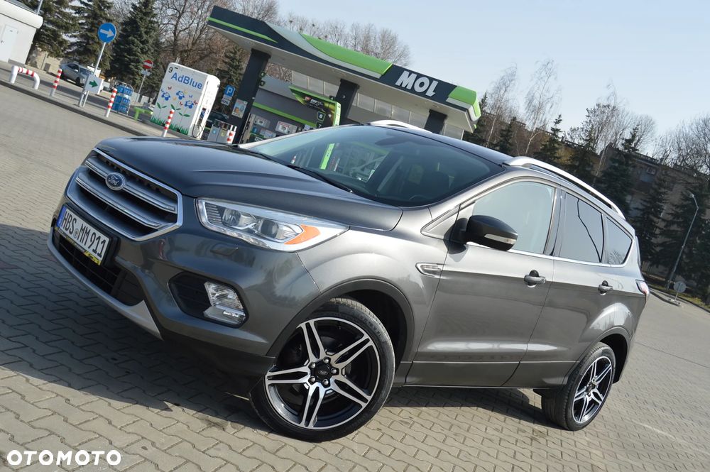 Ford Kuga 1.5 EcoBoost 2x4 Titanium - 27