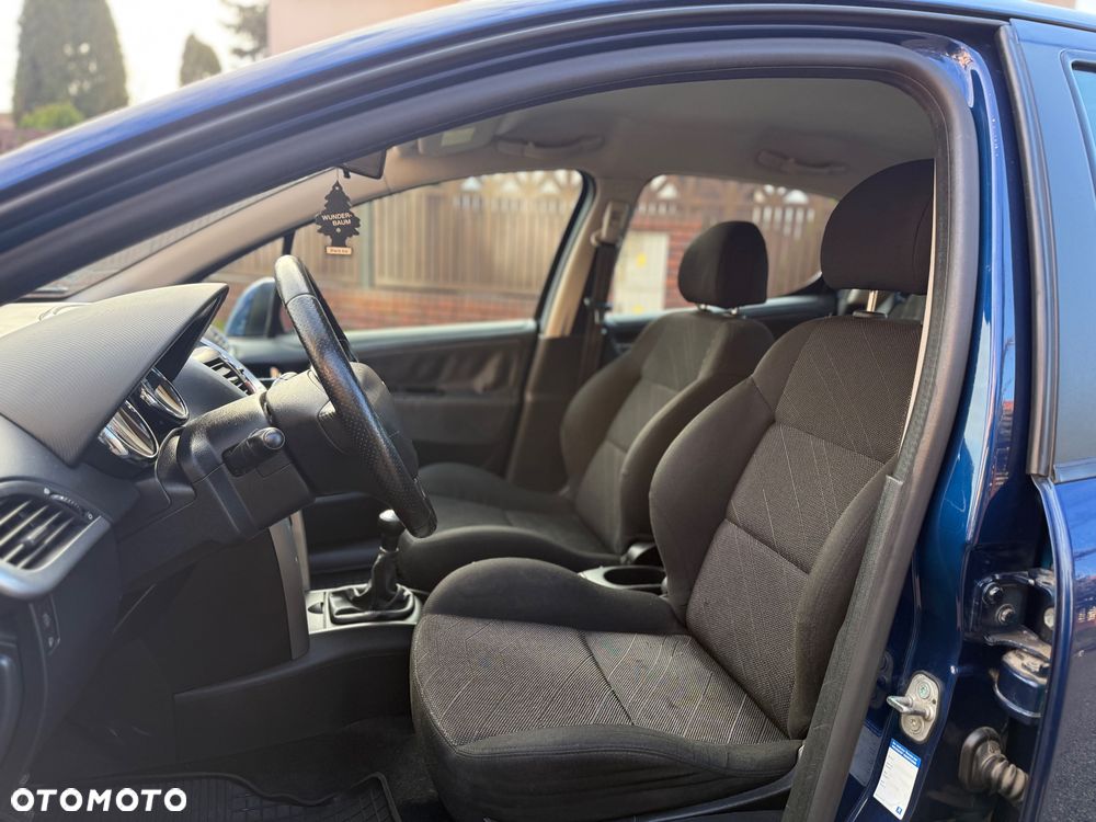 Peugeot 207 1.6 HDi 16V Speed - 6