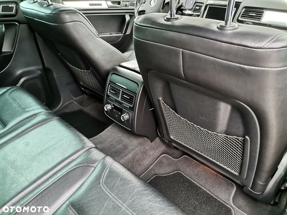 Volkswagen Touareg - 14