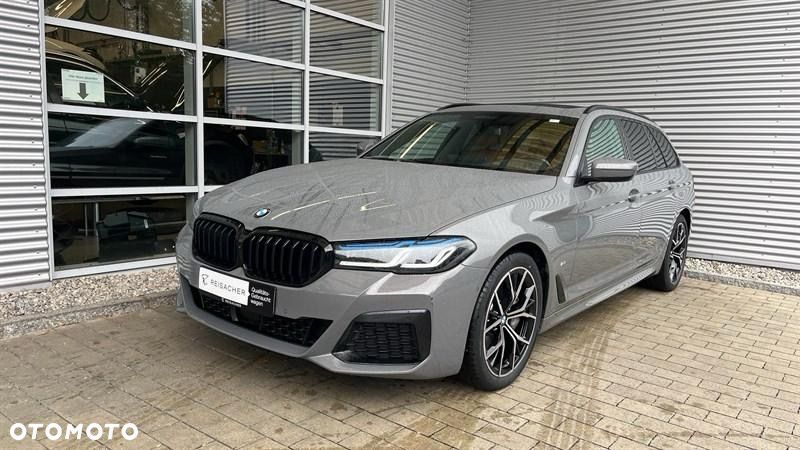 BMW Seria 5 540d xDrive mHEV M Sport sport - 1