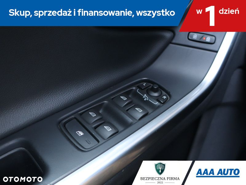 Volvo V60 - 17