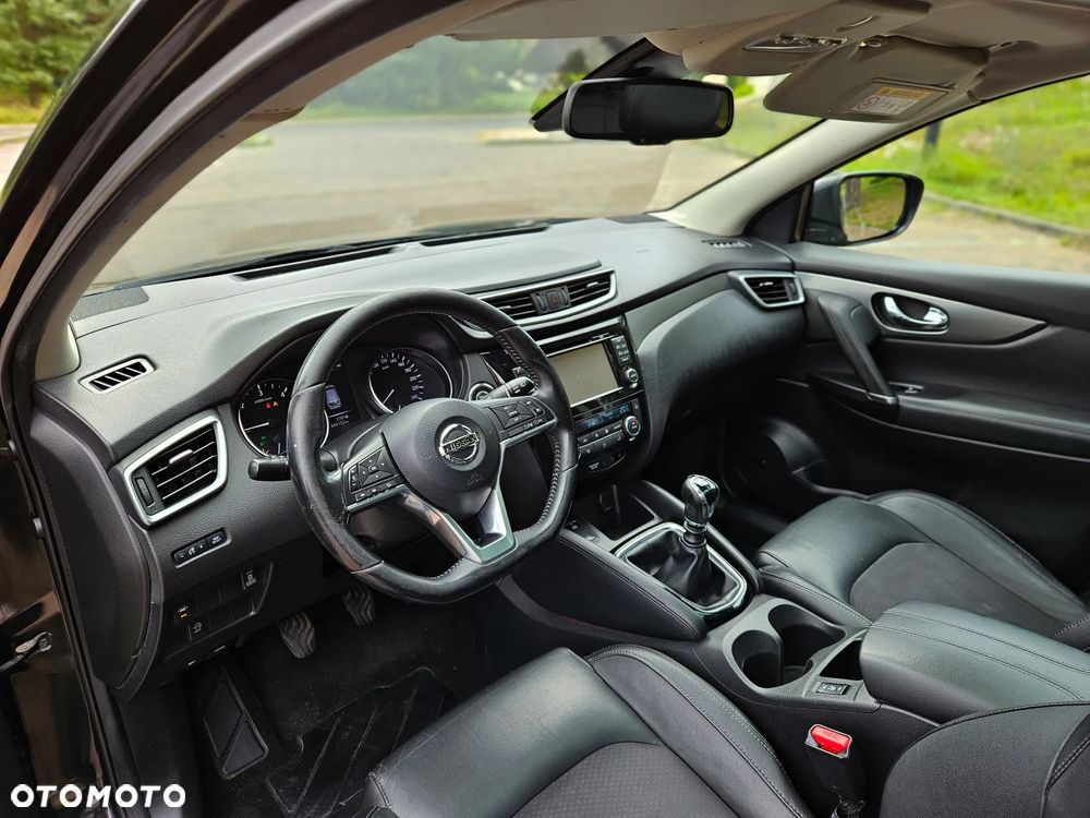 Nissan Qashqai 1.6 DCi 4x4 Tekna - 15