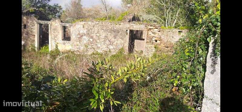 Terreno urbano com ruina- Urban Land with Ruins for Sale – 218m² in At - Grande imagem: 5/5