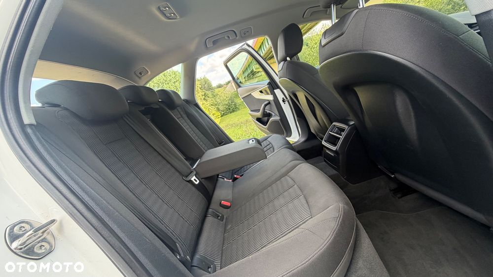 Audi A4 Avant 2.0 TDI S tronic - 7