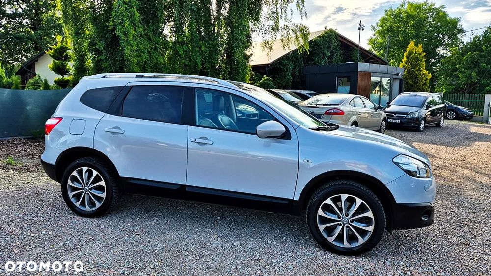 Nissan Qashqai+2 2.0 4x4 Tekna - 9