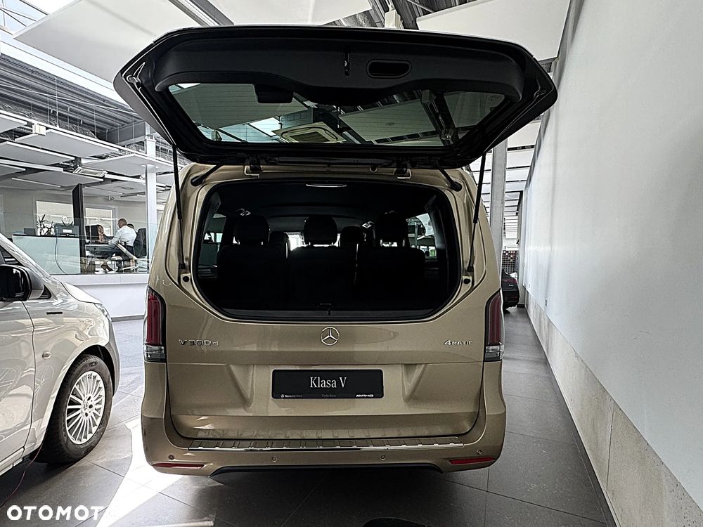 Mercedes-Benz Klasa V 300 d 4-Matic Exclusive 9G-Tronic (d³ugi) - 6