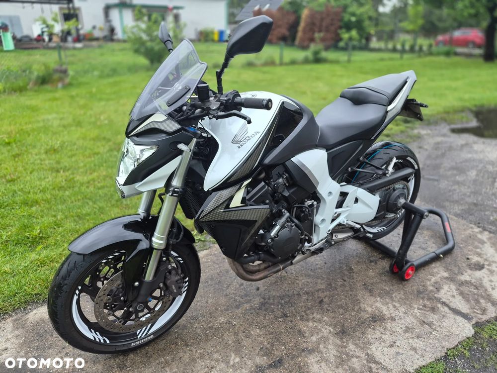 Honda CB - 11