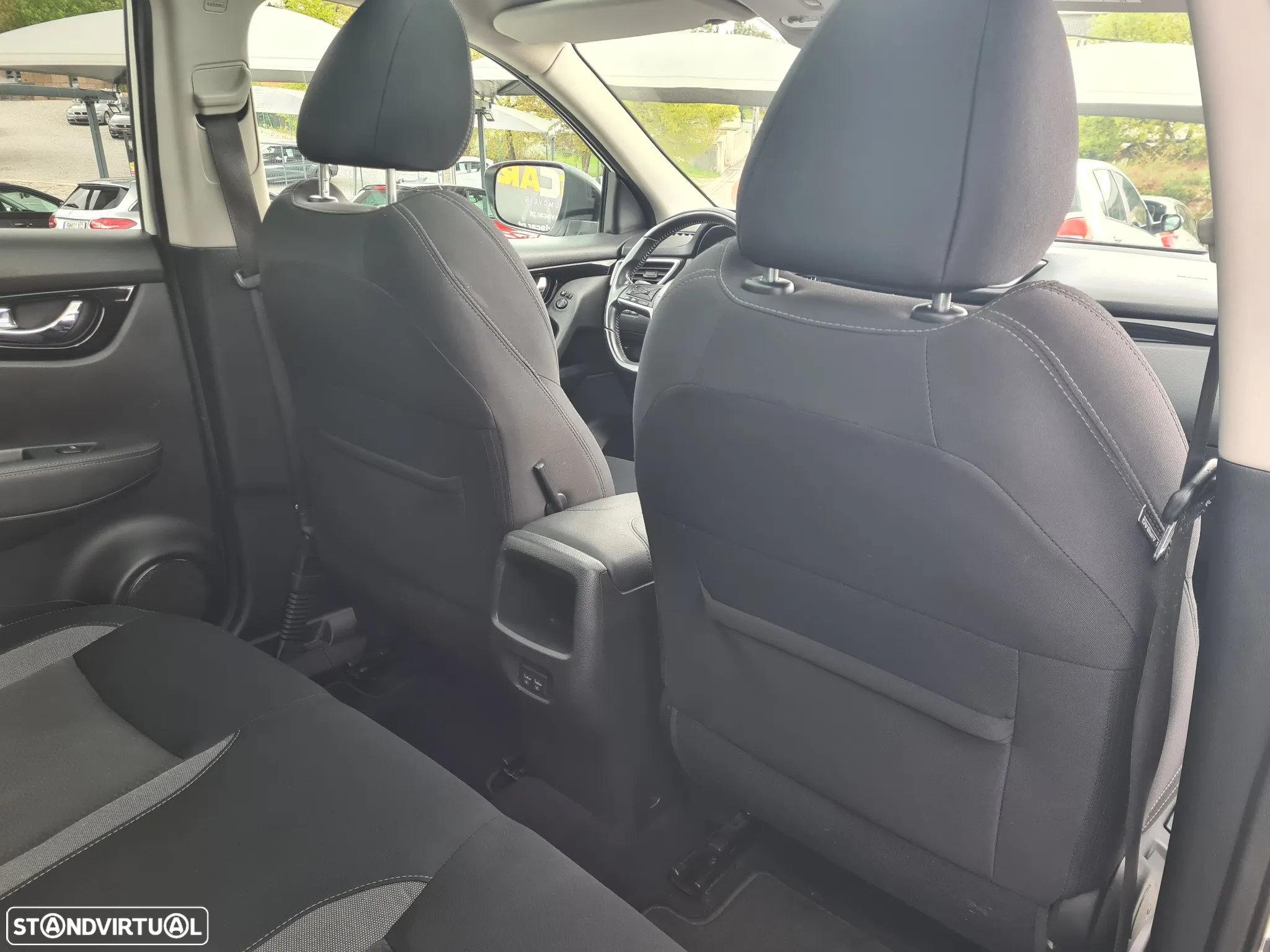 Nissan Qashqai 1.7 dCi N-Connecta - 20