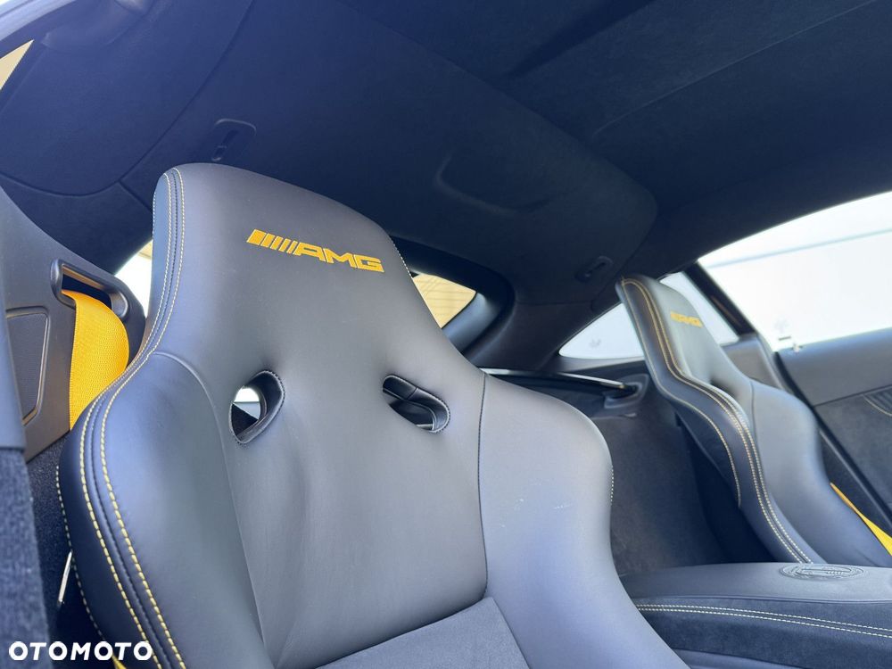 Mercedes-Benz AMG GT - 15